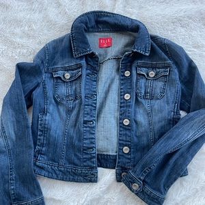 Size medium, jean jacket fits small